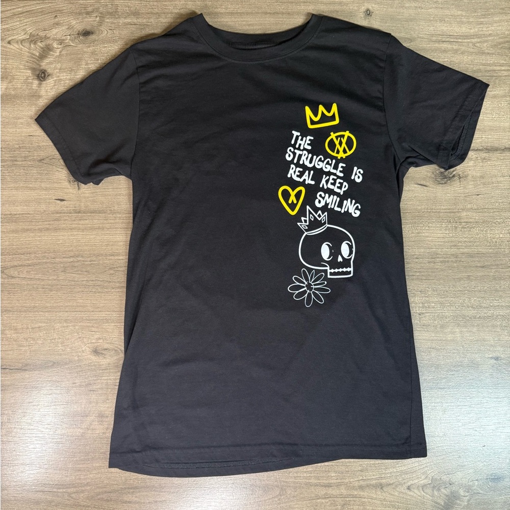 Vibes Women’s Short Sleeve Graphic Tshirt/Shirt Black Size Small